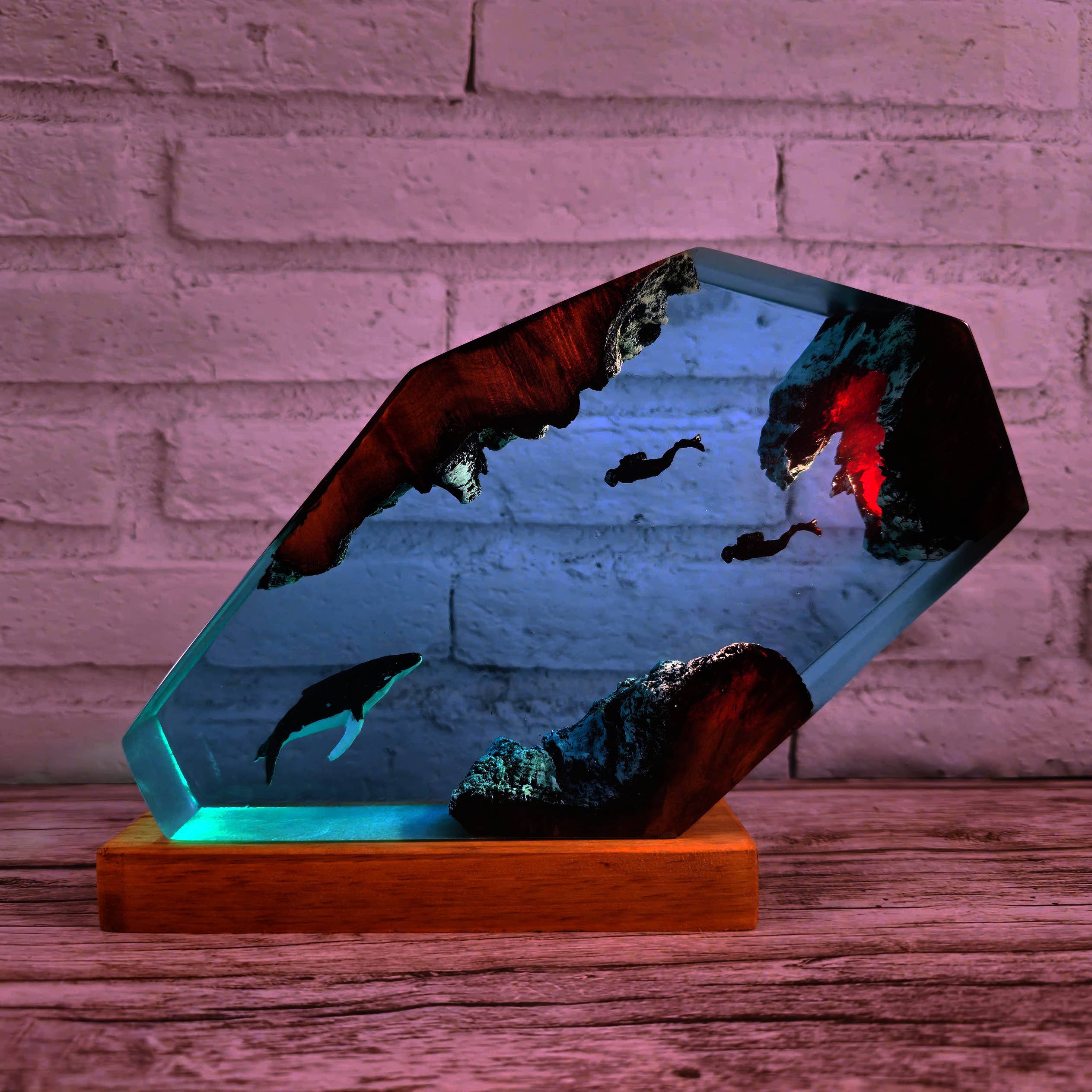 Merchemy - Wholesale Night Light - Custom Shark and scuba resin lamp, Scuba Driver Epoxy Lamp1