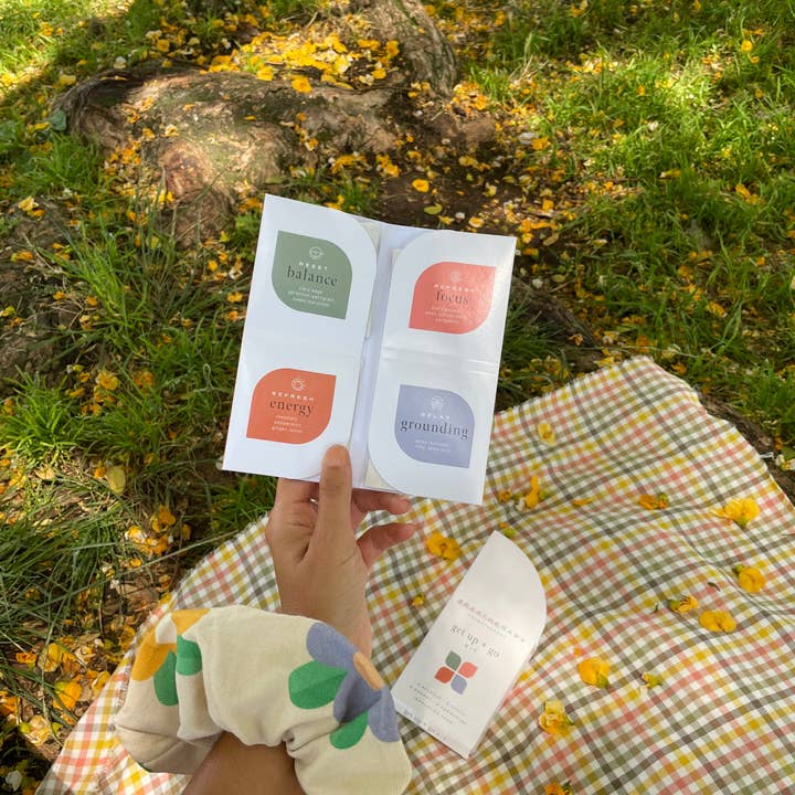 Breatherapy - Wholesale Aromatherapy Inhaler - GET UP + GO KIT — Energizing Aromatherapy Patch Set (8 ct.)11