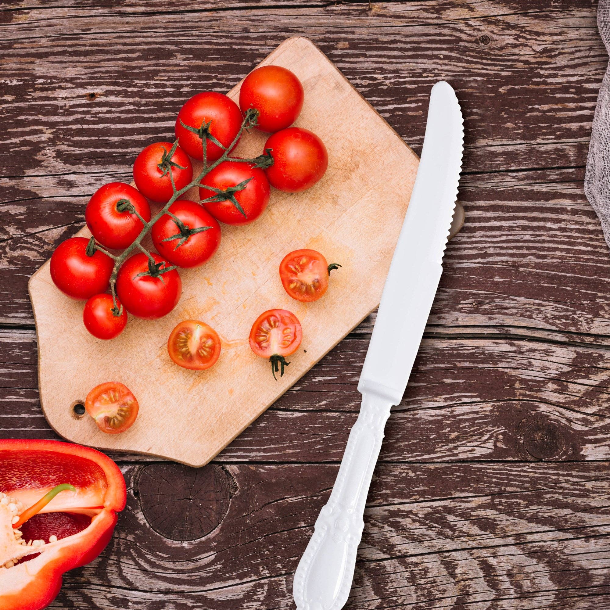 Smarty had a Party – wholesale Disposable tableware pack – White Baroque Disposable Plastic Dinner Knives - 480 pcs6