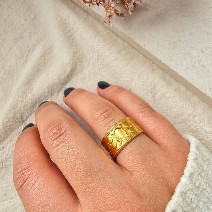 What Goes Around - Wholesale Band/Stacked Ring - Indie Ring