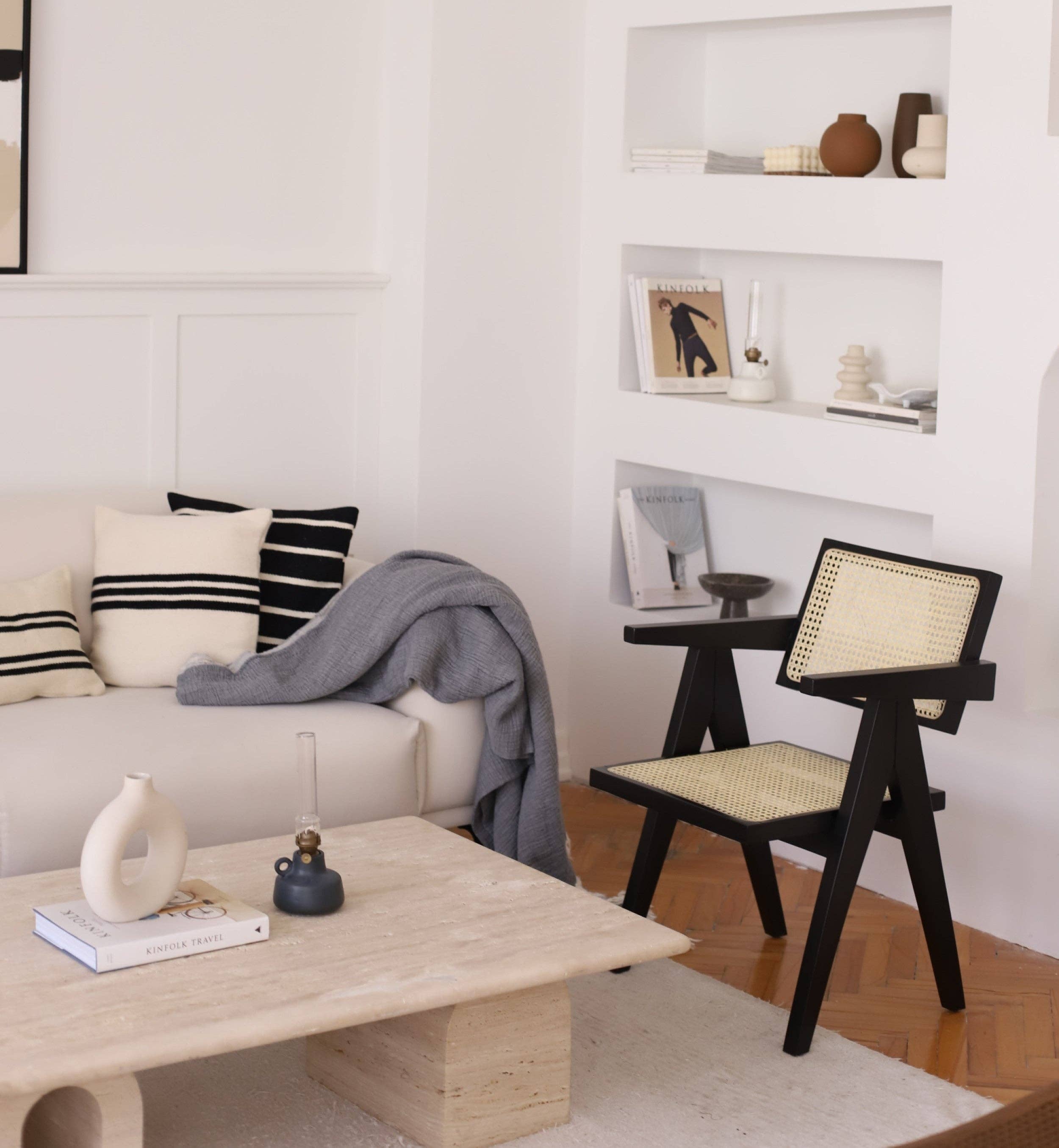 Rafine Living – wholesale Stol – Tiveden Rotting Fåtölj Svart7