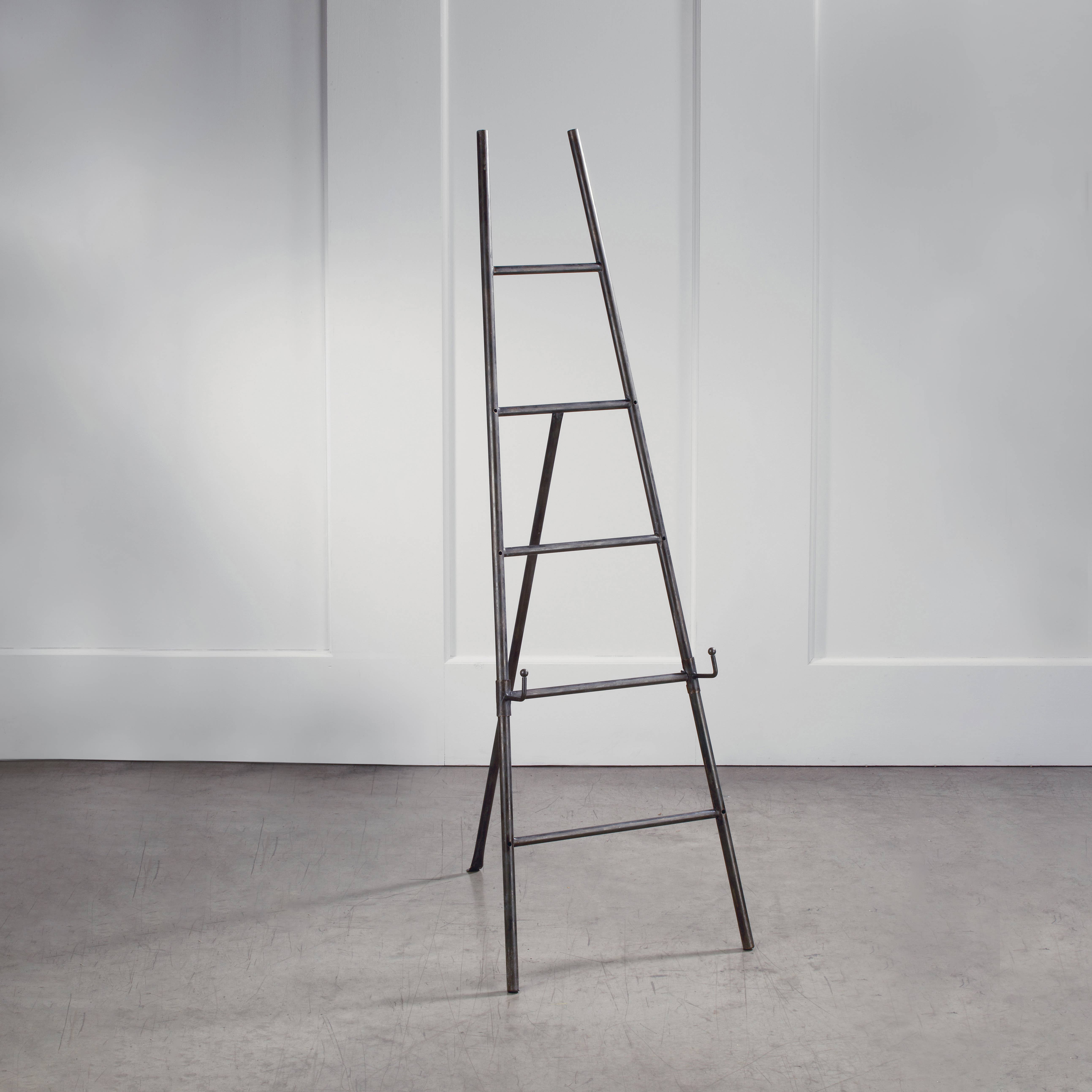 Tripar International - Wholesale Easel - Ladder Floor Easel - Large2