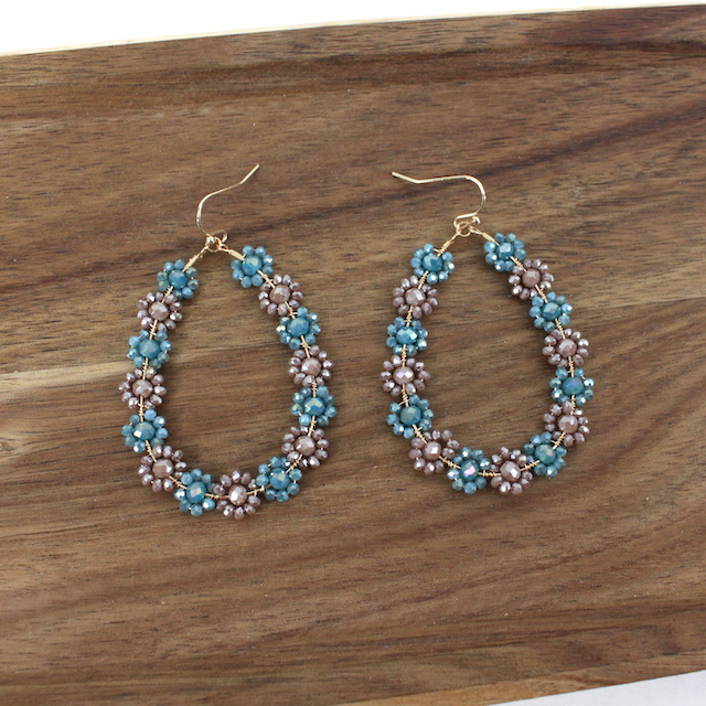 Pretty Persuasions - Wholesale Dangle Earrings - E24098 Beaded Flower Dangle Earrings0
