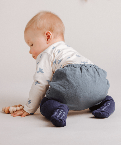 Olie the Curious - Wholesale Tights - Kids - Underwater Adventures Crawling Tight4