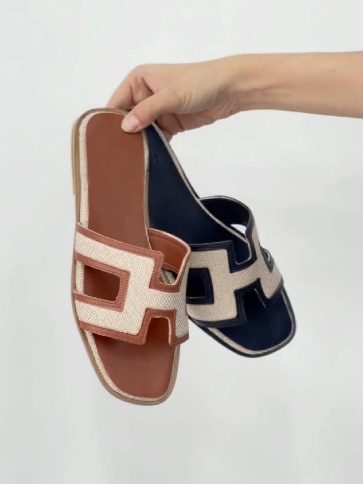 No Doubt Shoes – wholesale Sandals – Women's – FAUX LEATHER DESIGNER STRAP SANDALS3