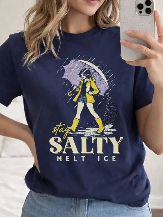 Rimani Salato Sciogli Ghiaccio Maglietta Grafica per la vendita all'ingrosso da parte di Boho Bloom Emporium