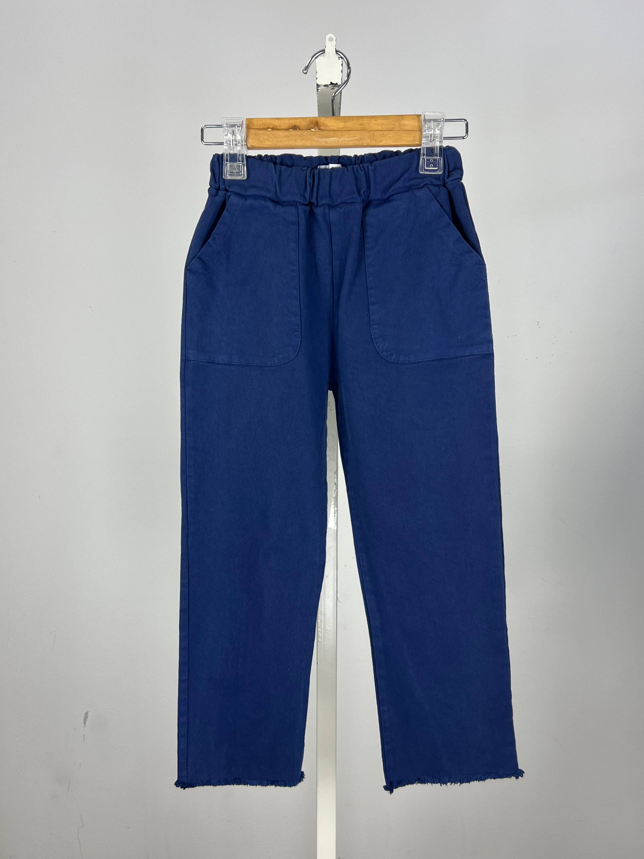 MINI MIGNON PARIS – wholesale Trousers – Kids – Cotton pants with elastic waistband and pockets for girls0