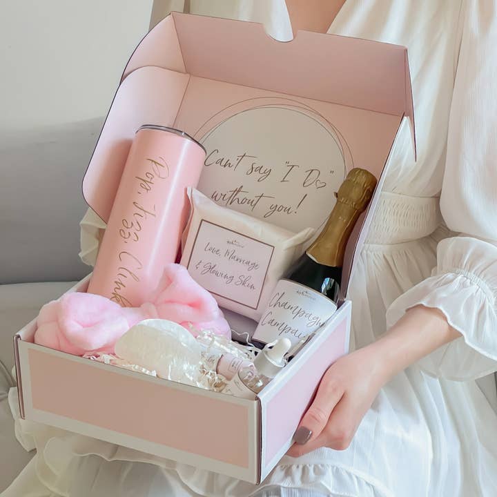 Kate Aspen - Wholesale Gift Box - Bride's Babe Bridesmaid Gift Box Kit