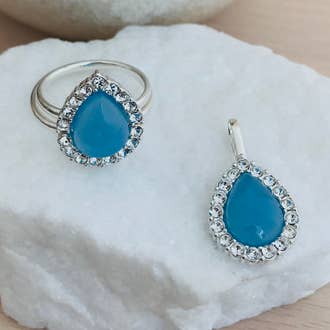 Ornamental ring - 925 silver and blue agate and crystals for wholesale by CocoonMe