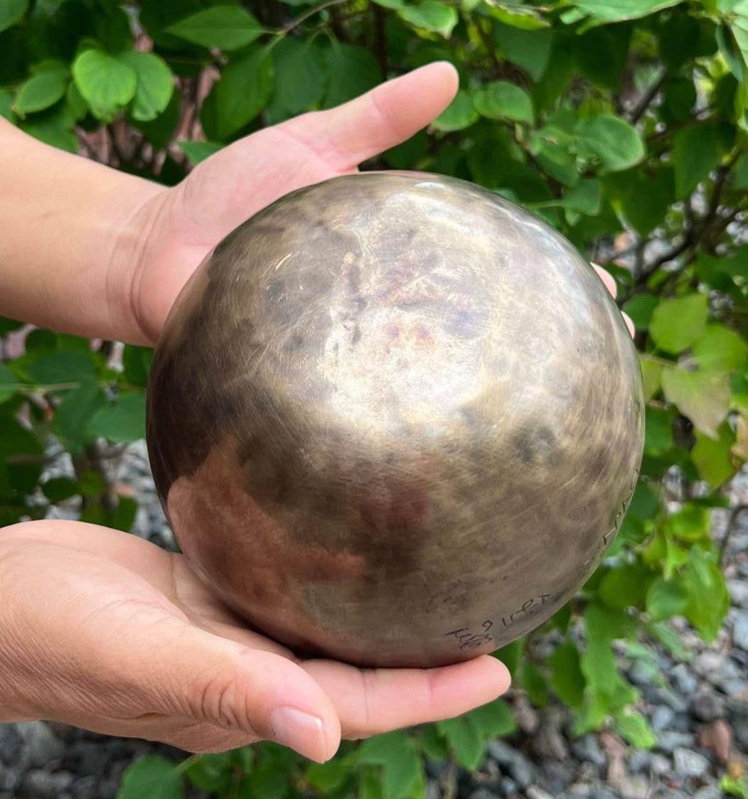 Lungta Imports - Wholesale Musical Instrument - Hand Hammered Tibetan Full Moon Singing Bowl Complete Set2
