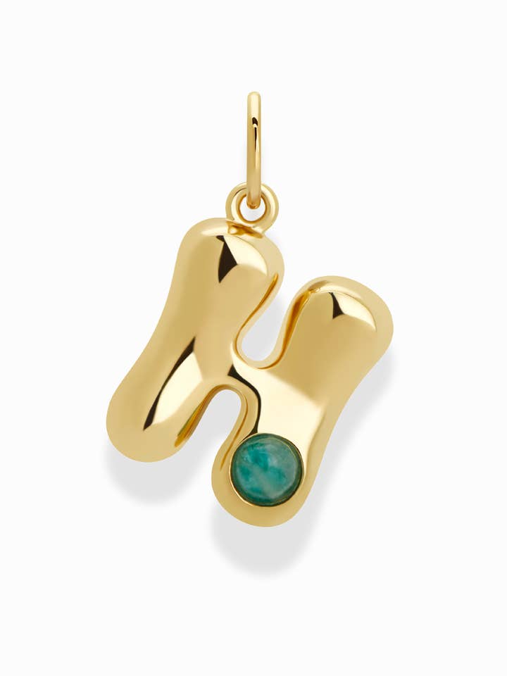 Thea Bubble Letter Charm für den Großhandel von Mod + Jo