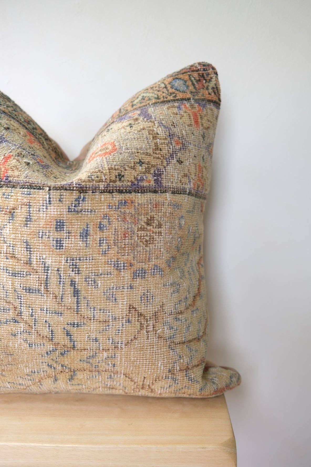 Twenty Third by Deanne - Wholesale Decoratief kussen - Sola Turkse Kussen Var. 12