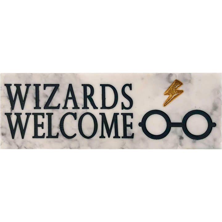 Spoontiques, Inc - Wholesale Desk/Tabletop Sign - Wizards Welcome Desk Sign