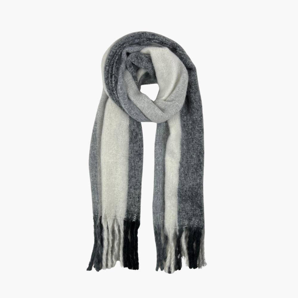Humble Hilo - Wholesale Scarf - Women's - Humble Hilo Woven Chunky Scarf Cocoon Fringe8