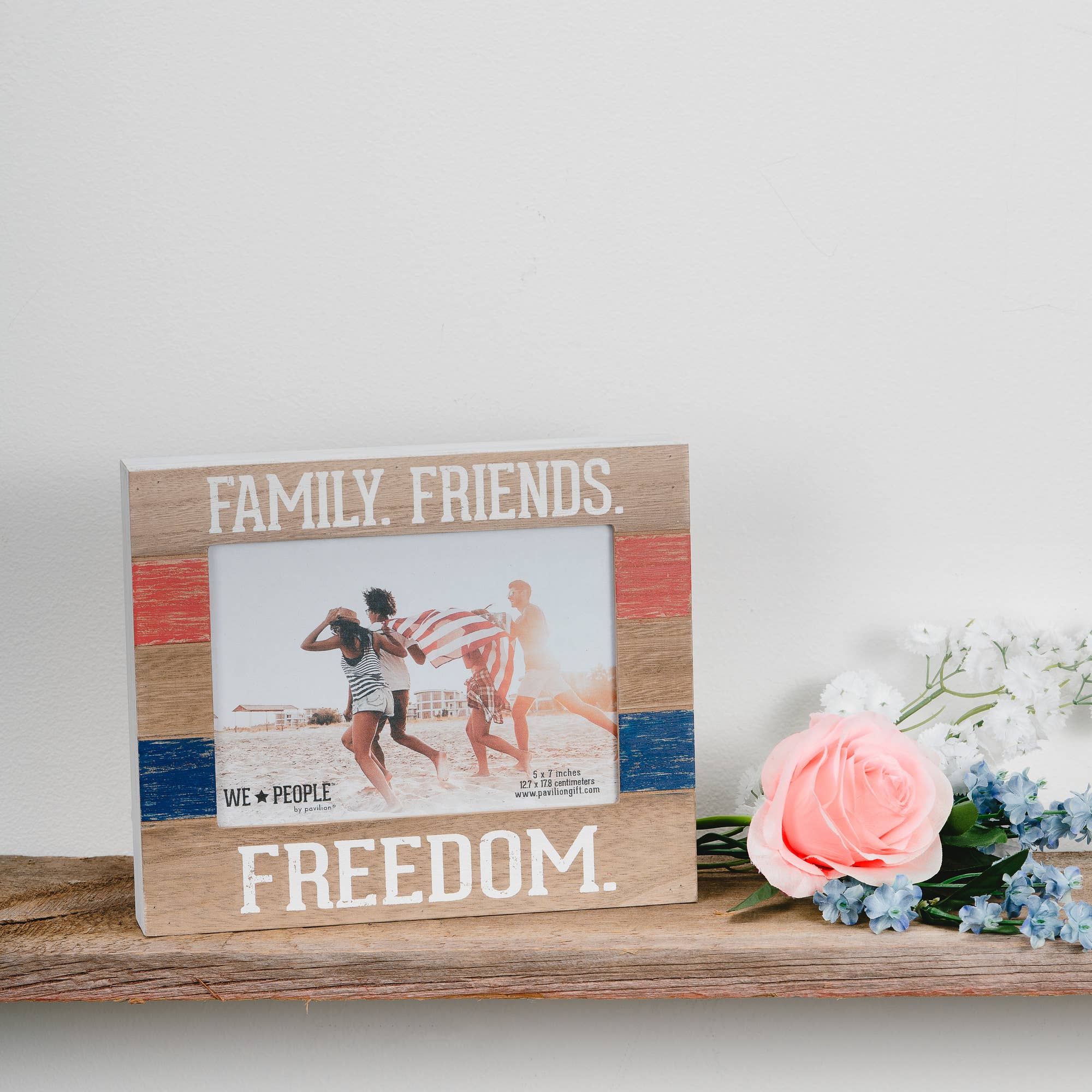 Pavilion - Wholesale Picture Frame - USA People - 9" x 7.25" Frame (Holds 5" x 7" photo)1