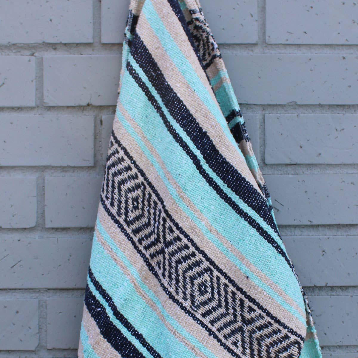 California Seashell Company - Wholesale Throw Blanket - Sand & Surf Mexican Throw Blanket | Mint, Navy, Tan1