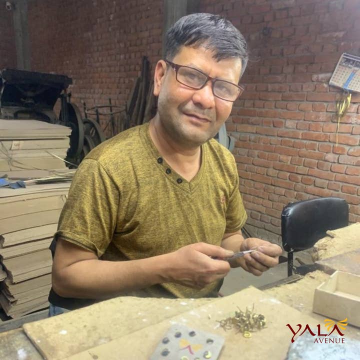 Yala Avenue - Wholesale Stud/Post Earrings - Moon Phases Studs1