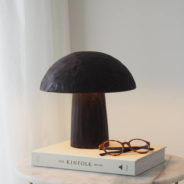 SO-SO - Wholesale Accent/Desk Lamp - There is no Light without Shade | Candeeiro9