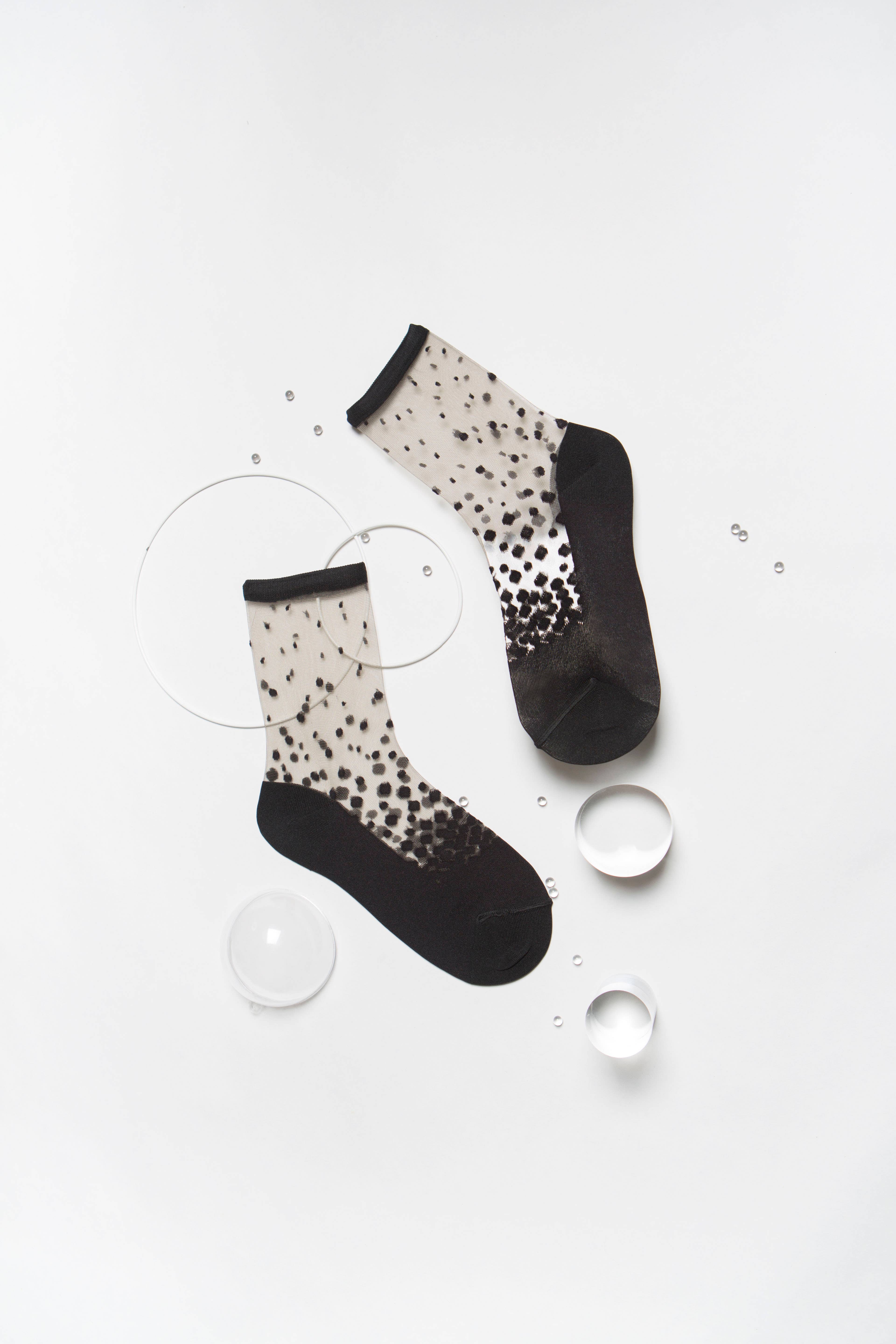 Atelier St Eustache - Wholesale Socks - Women's - NAKAMEGURO BLACK • Women's transparent plumetis socks9