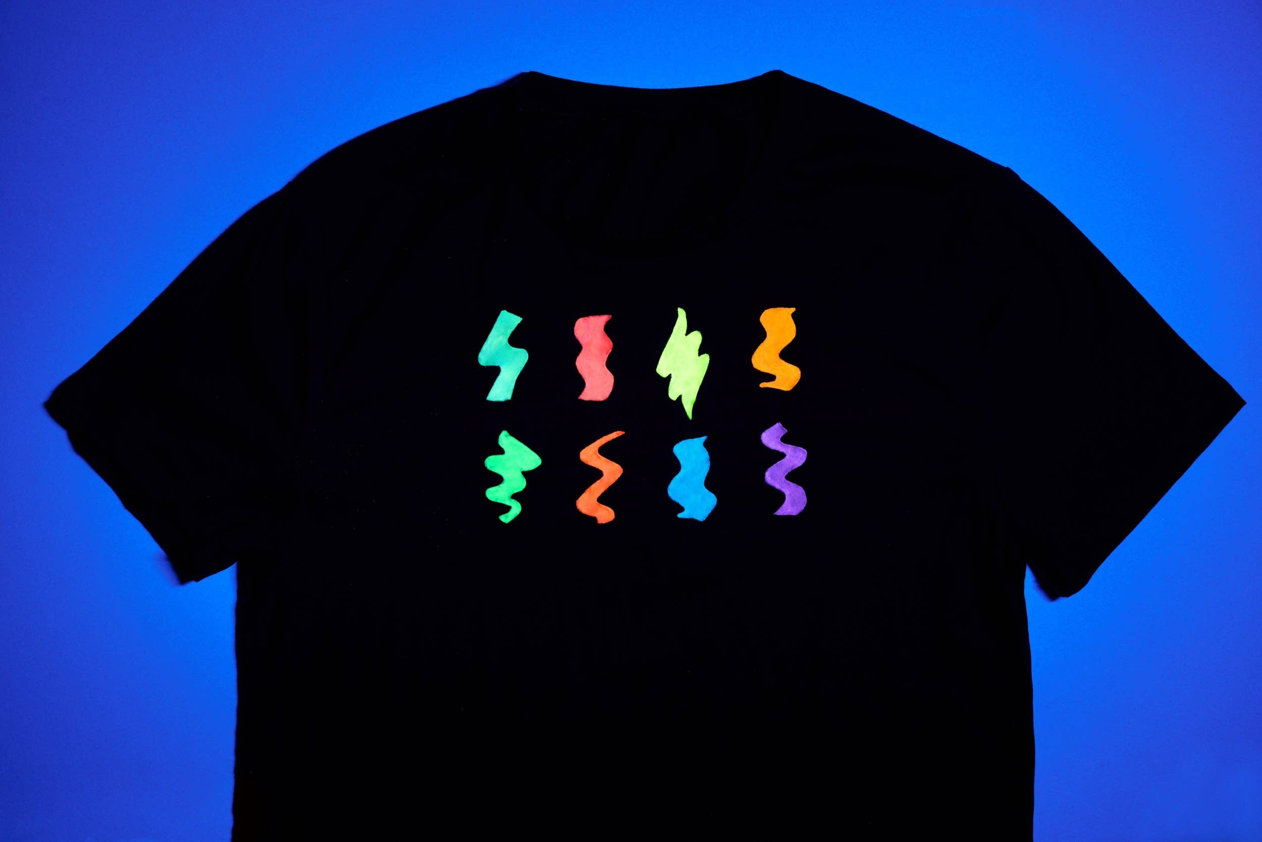 Moon Makeup - Wholesale Fabric Paint - Glow in the Dark 3D Fabric Paint13