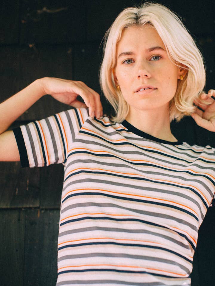 Streifen A | Damen Fitted Ringer für den Großhandel von The Bee & The Fox