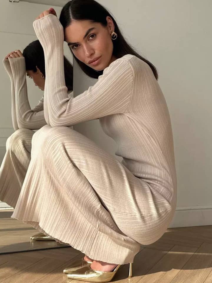NINEXIS - Wholesale Dress - Women's - CWDMD3795_CREW NECK LONG SLEEVE SWEATER DRESS LONG STYLE