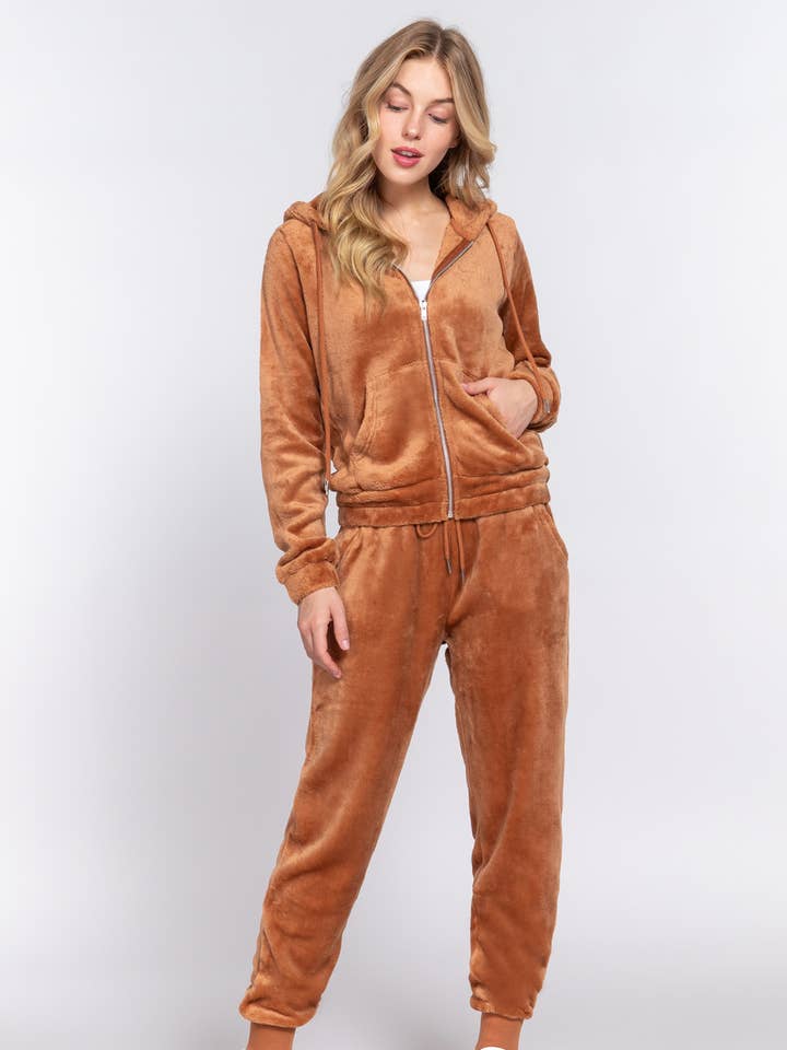 42POPS - Wholesale Lounge Set - Women's - ,,.SI-23422 Faux Fur Jacket & Jogger Pants Set5