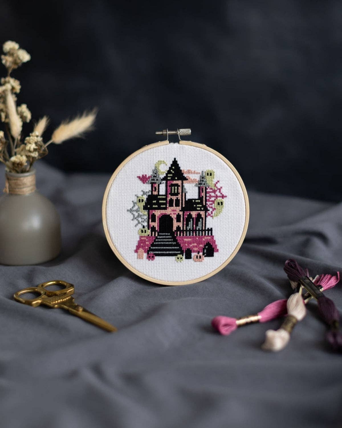 Innocent Bones - Wholesale Craft Sewing Kit - 'The Haunted House' Cross Stitch Kit