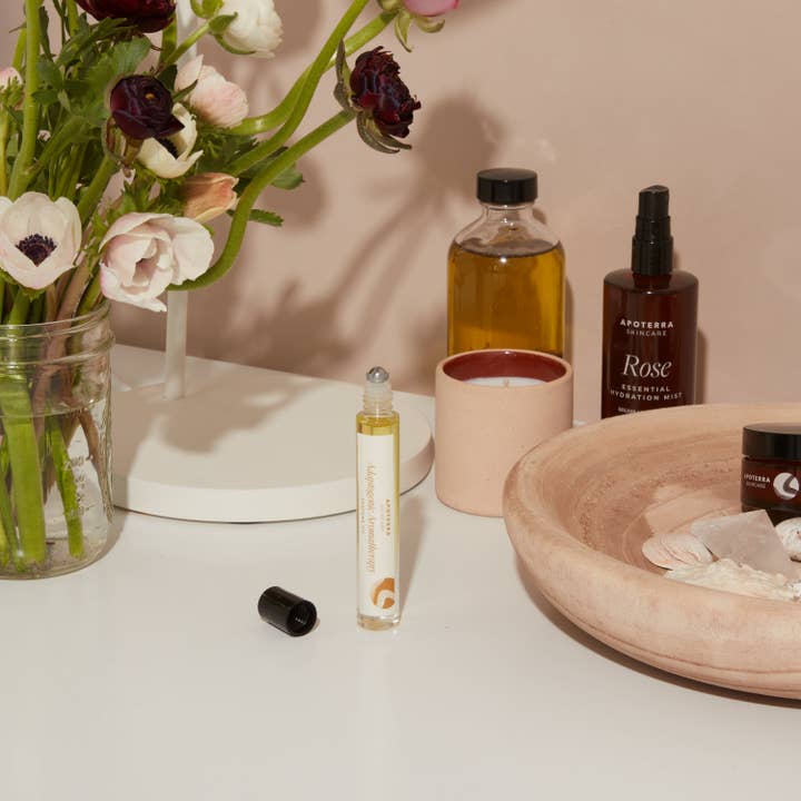 Apoterra - Wholesale Roll-On Fragrance - Tulsi Adaptogenic Natural Perfume Oil2