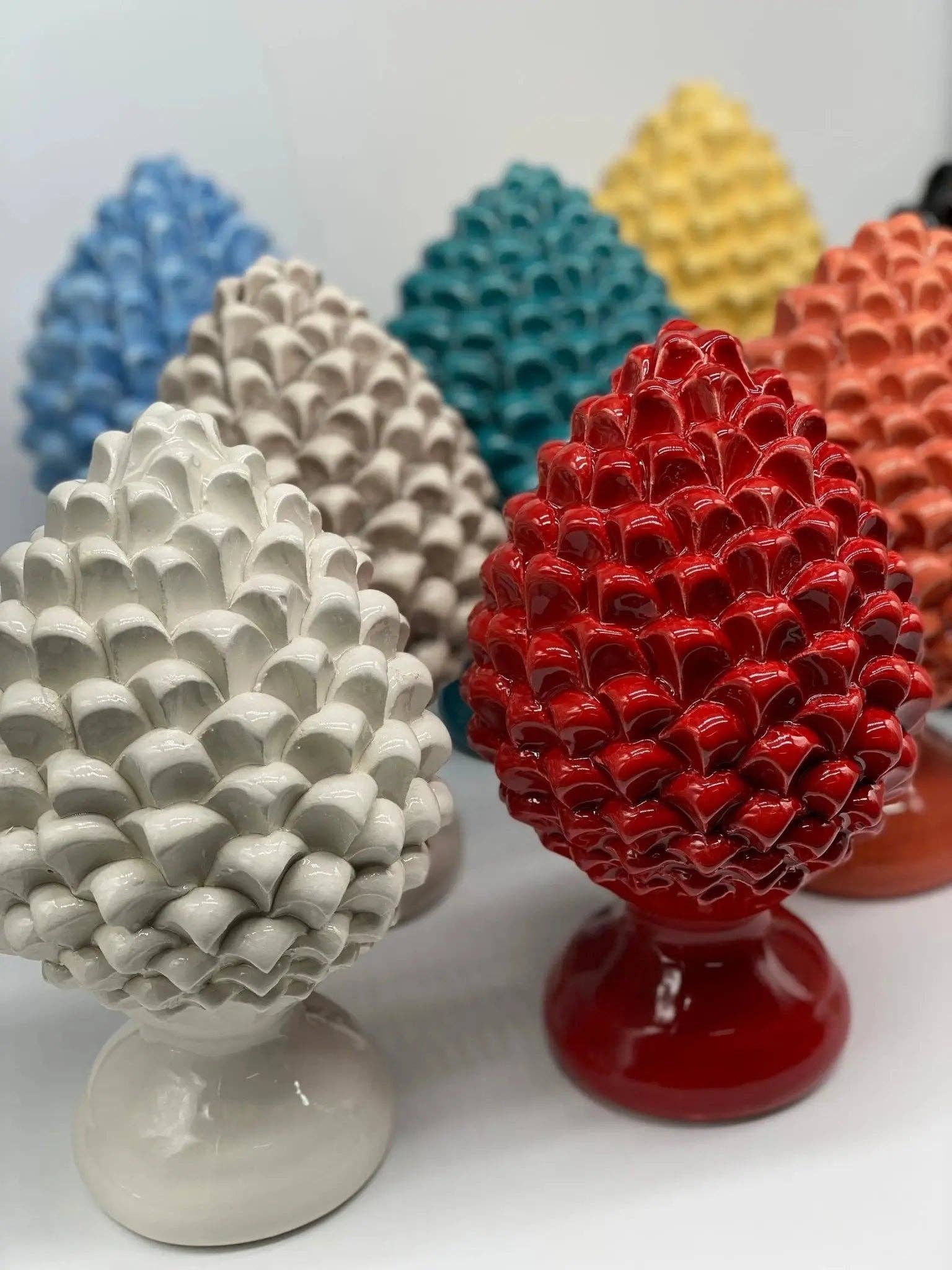 DD Ceramiche Siciliane - Wholesale Decorative Tabletop Object - Caltagirone Ceramic Pinecone cm H.20 Artisan Luis Line10