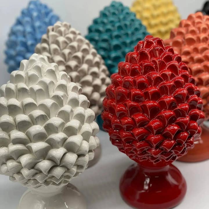 DD Ceramiche Siciliane - Wholesale Decorative Tabletop Object - Caltagirone Ceramic Pinecone cm H.20 Artisan Luis Line10