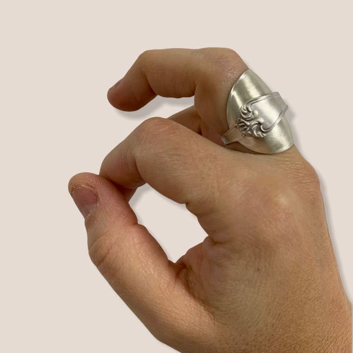 Gleamlety – wholesale Cocktail/Statement Ring – Silver sked Ring
