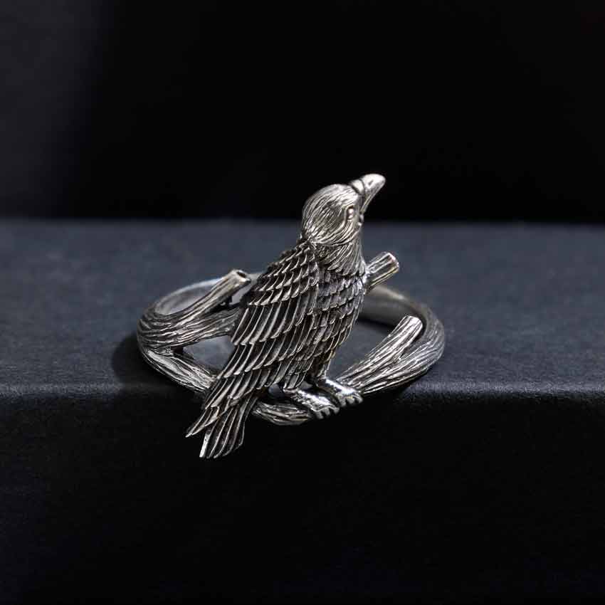 Nina Designs – wholesale Cocktail/statement ring – Sterling Silver Raven Ring