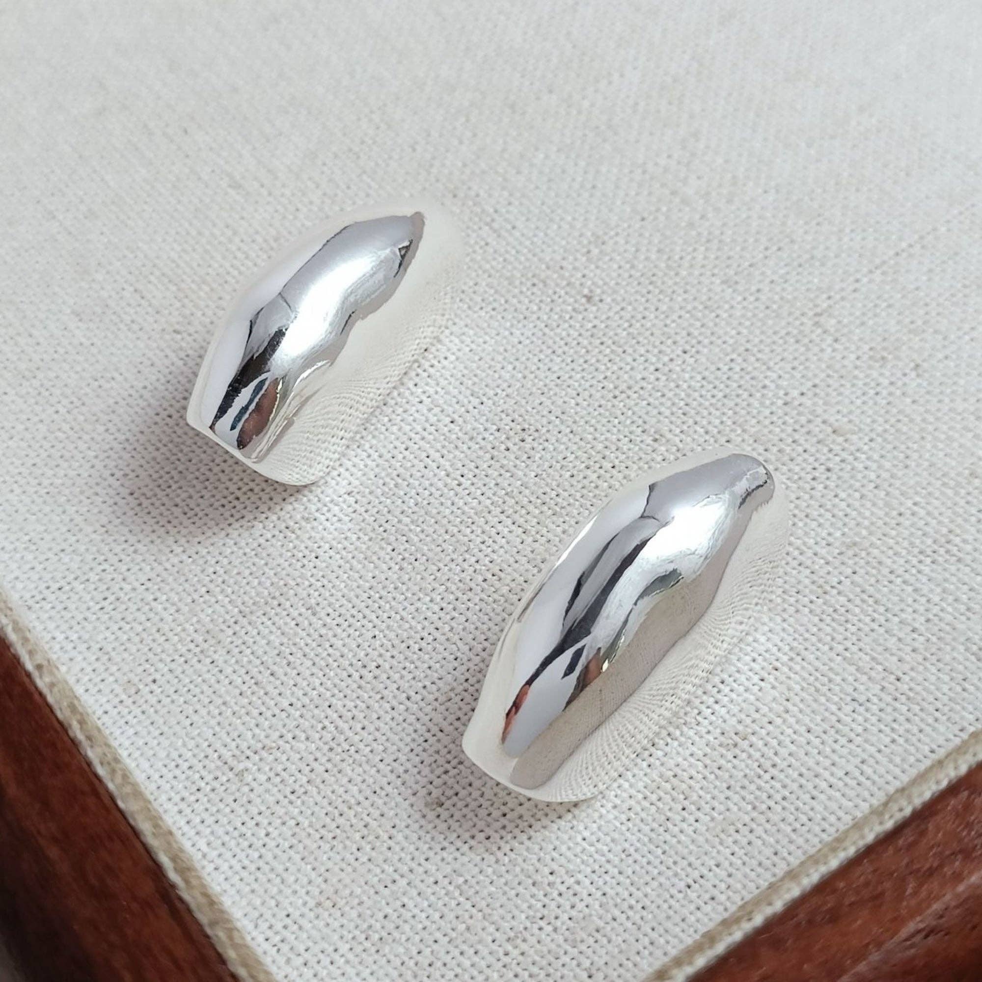LanLivia – wholesale Cuff/wrap earrings – Unique Silver Armor Wrap Earrings8
