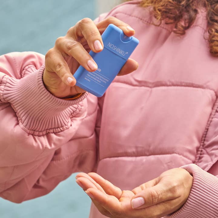 Noshinku - Wholesale Hand sanitiser - Refillable Vetiver Patchouli Hydrating Pocket Hand Sanitizer9