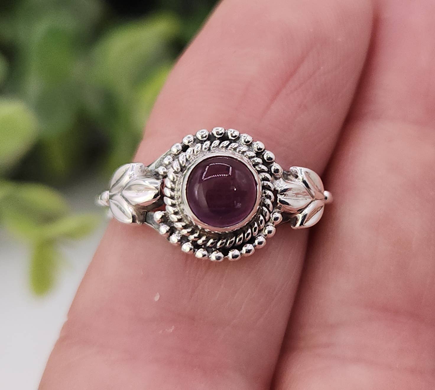 Meraki Gemstones - Wholesale Single Stone/Solitaire Ring - Amethyst Semi-Precious Gemstone Ring - Sterling Silver/.9255