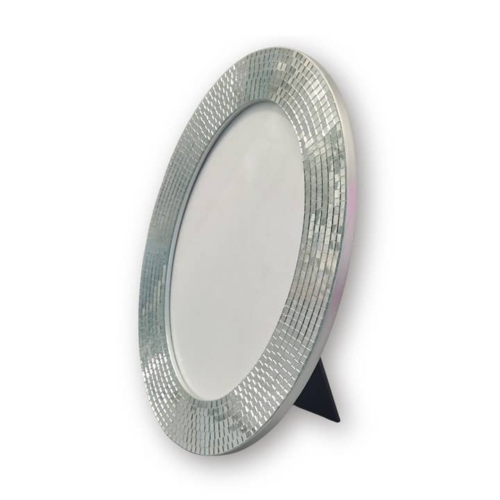 Picture Frame - Oval - Disco -Silver - 22.5x29x1.3cm for wholesale by Housevitamin bv