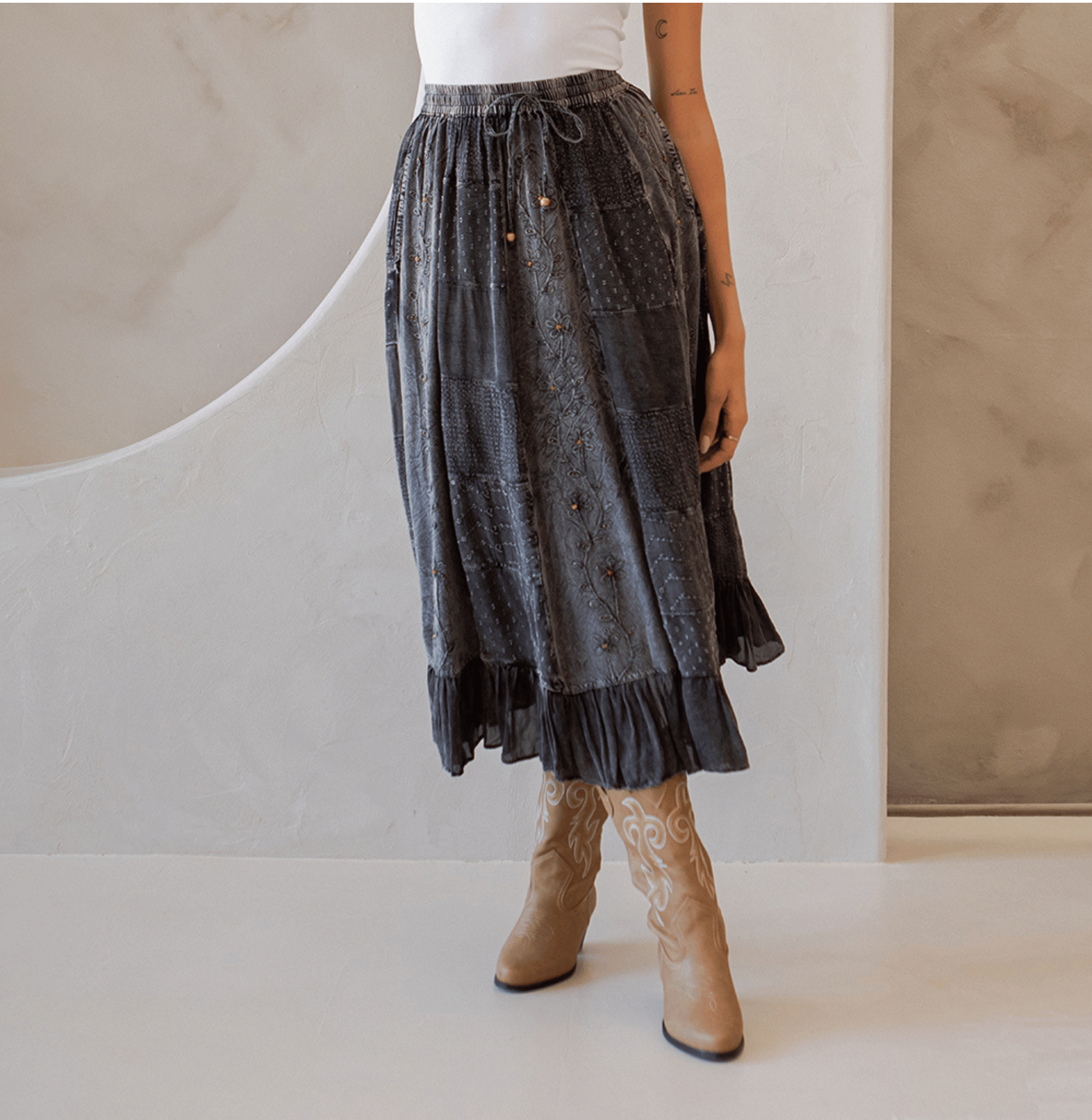 Young Threads - Wholesale Skirt - Women's - Women Patchwork Embroidered Maxi Skirt With Side Pockets6