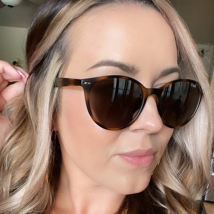 DAX Eyewear - Wholesale Sunglasses - Women's - Asher