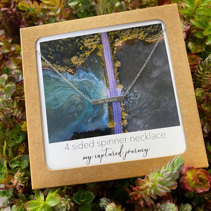 Inspirational Collier à 4 côtés pour la vente par My Captured Journey