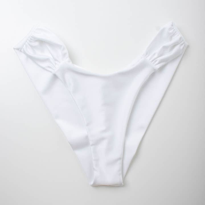 Nieuw Manhattan Wit voor wholesale door Helis Brain