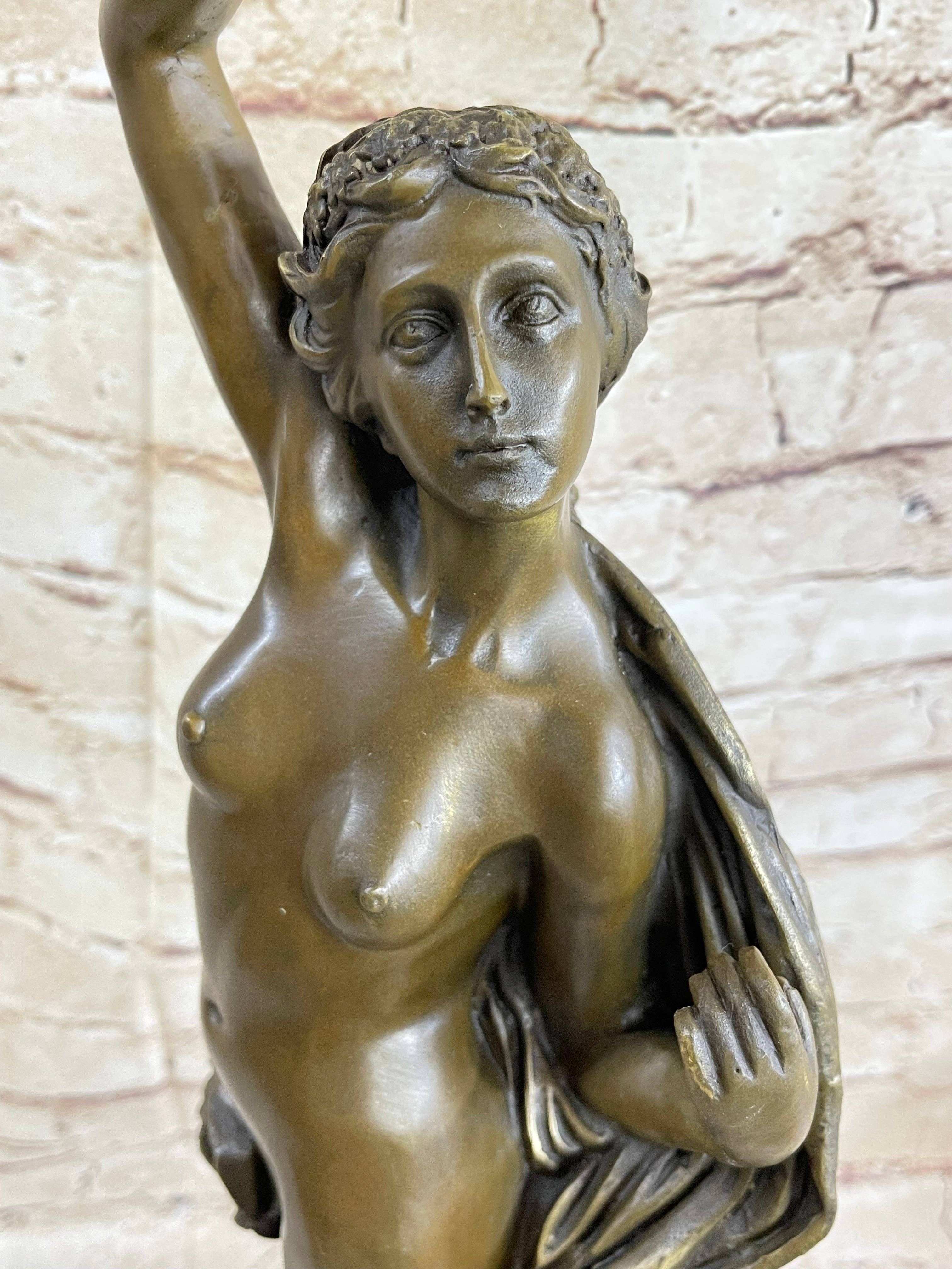 Bronzhaus - Wholesale Sculpture - Nude Roman Greek Goddess Female Figure Bronze Statue Sculpture 20" x 7"7