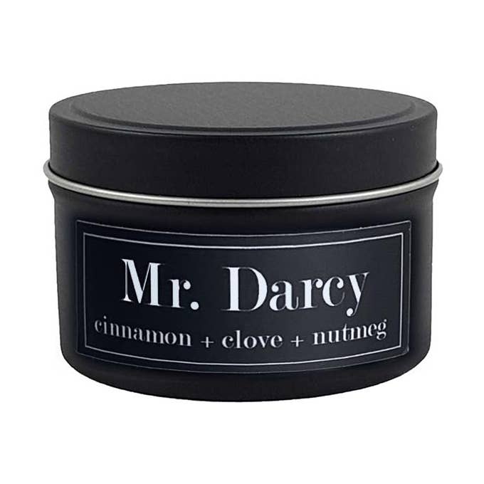 Fly Paper Products – Großhandel Reisekerzen – Mr Darcy 4oz Kerze Zimt + Nelke + Muskatnuss0