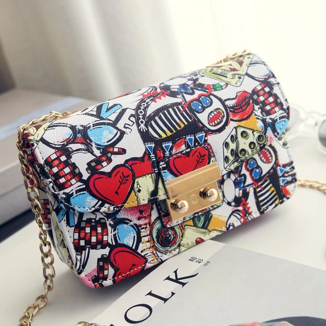 BAGS-2-SLAY - Venta al por mayor Bandolera - Mujer - Bolso satchel de cuero vegano con estampado de graffiti Harley Quinn1