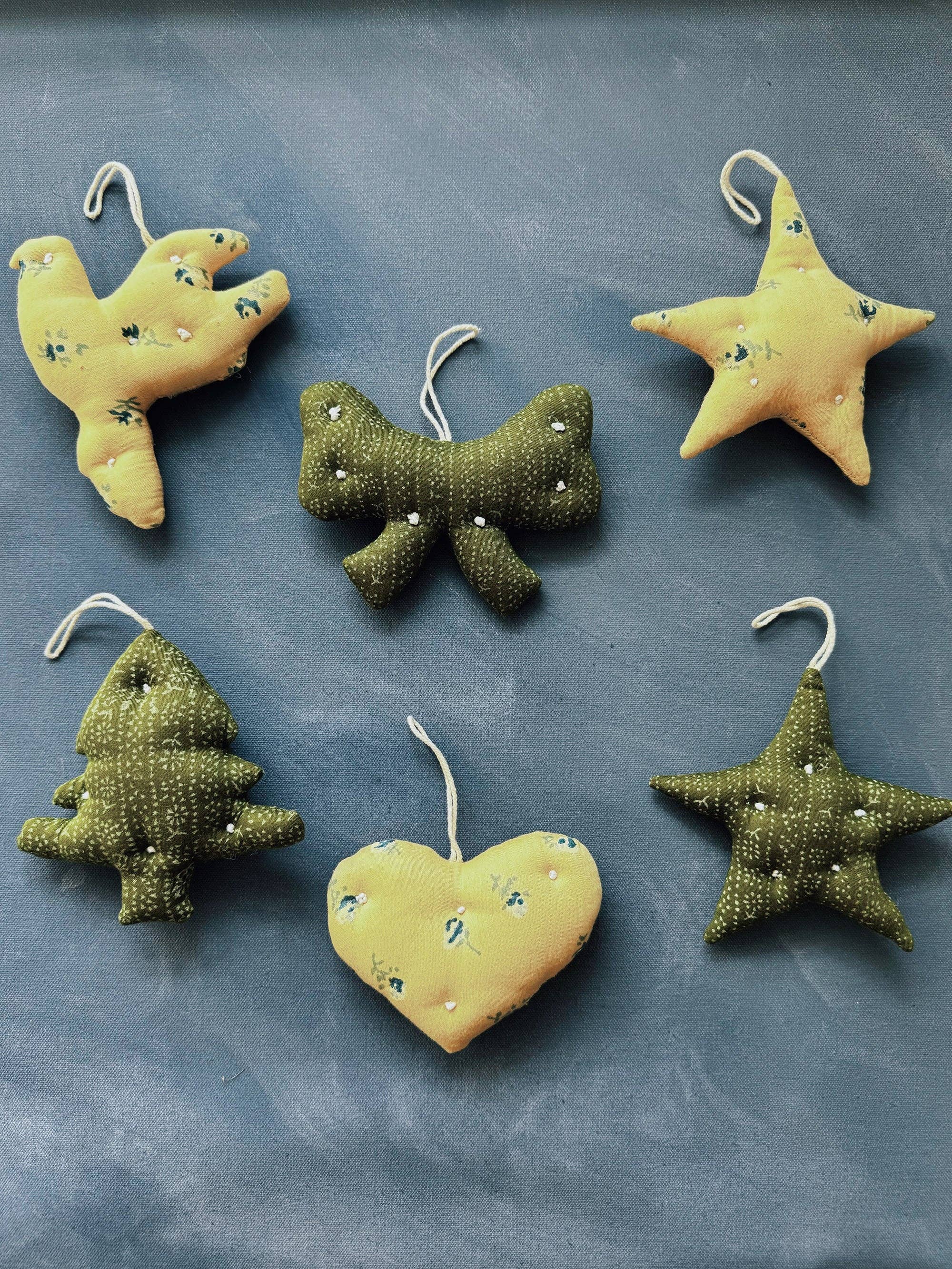 Bliss and Mischief – Engroshandel Pynt – Stjerneornament, Ditsy Rose Straw2