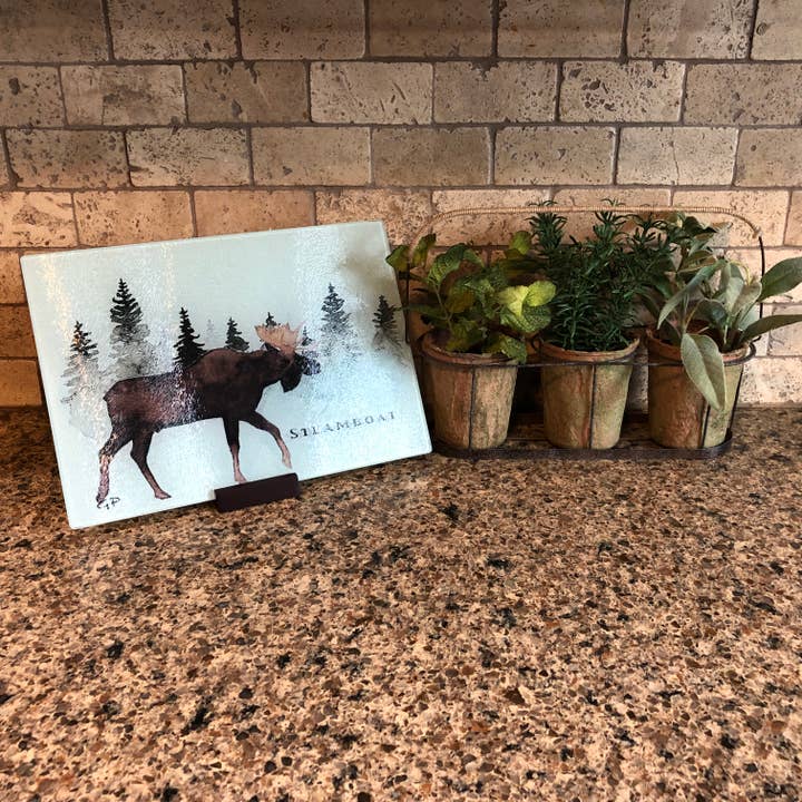 GP Originals - Wholesale Cutting Board - Evergreen Moose Tempered Glass Cutting Board1