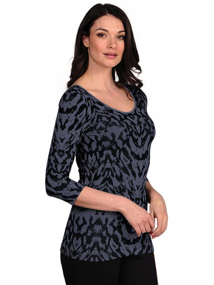 TINA Stephens Italy/Tees By Tina - Wholesale Knit Top - Women's - Sorbtek Tiger 3/4 Sleeve Top (505SQ)1