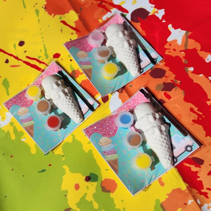 Snazzy Crayons - Wholesale Party Favor - Ice Cream Party-Themed Plaster Paint Kits for Kids |2