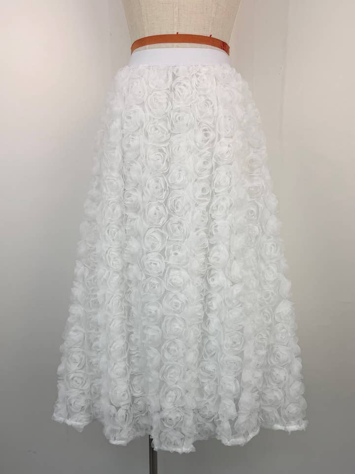 Gonna in pizzo (07-3634) per la vendita all'ingrosso da parte di aikha