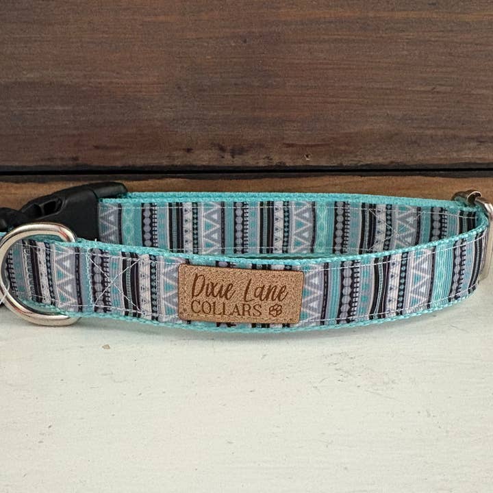 Collier pour chien aztèque bleu aqua, collier pour chien bohème, western pour la vente par Dixie Lane Collars